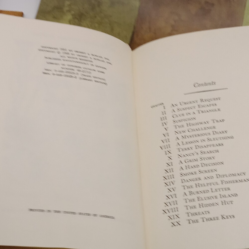 NANCY DREW Yellow Book #28 The Clue Of The Black Keys LIBRARY Rough Condition - Picture 12 of 15